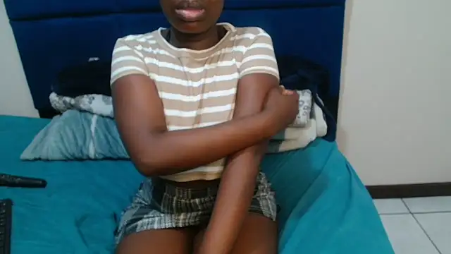 MilkyTitties online show from 07/14/26, 09:21