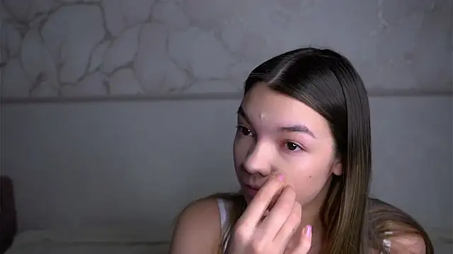 VeronaAppleberry online show from 02/13/26, 01:05