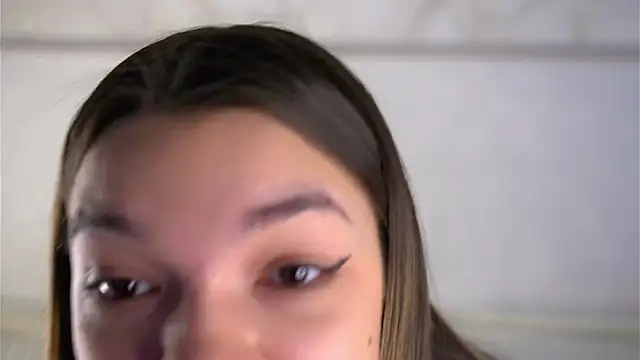 VeronaAppleberry online show from 02/06/26, 02:18