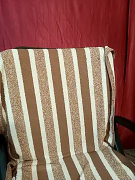 Stripy Doll online show from 10/19/25, 05:26