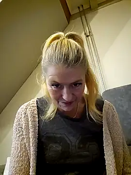 lisalustjouw online show from 01/14/25, 09:02