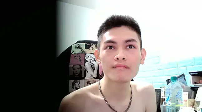 Snapshot of thisisbook_223 chatting on 02/18/25, 03:41 thisisbook 223 online show from 02/18/25, 03:41