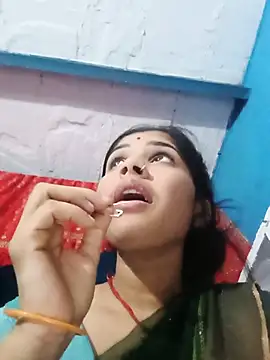 Snapshot of Nisha_Cute chatting on 07/07/26, 01:08 Nisha Cute online show from 07/07/26, 01:08