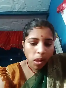 Snapshot of Nisha_Cute chatting on 06/11/26, 02:53 Nisha Cute online show from 06/11/26, 02:53