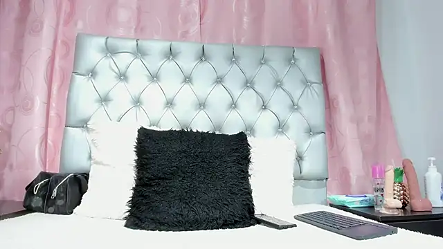 veneno hot online show from 11/11/25, 01:28