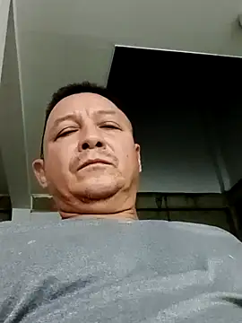 Snapshot of luchoarr chatting on 02/06/25, 11:48 luchoarr online show from 02/06/25, 11:48