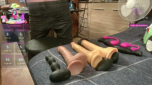misteryman1956 online show from 09/27/25, 03:51