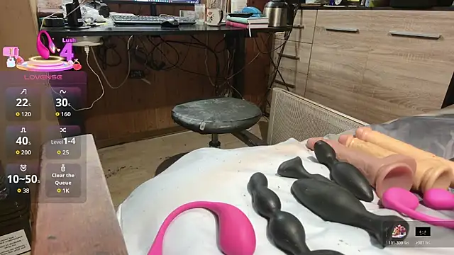 misteryman1956 online show from 02/11/26, 08:14