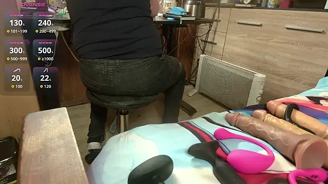 misteryman1956 online show from 11/06/25, 06:34