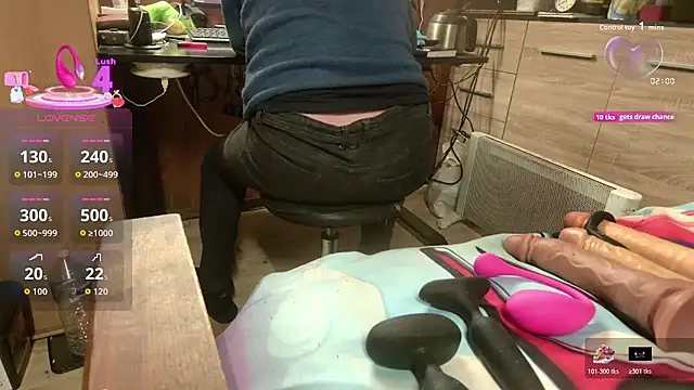 misteryman1956 online show from 11/18/25, 07:00