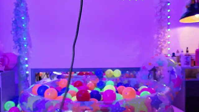 lauren evans96 online show from 02/22/26, 03:20