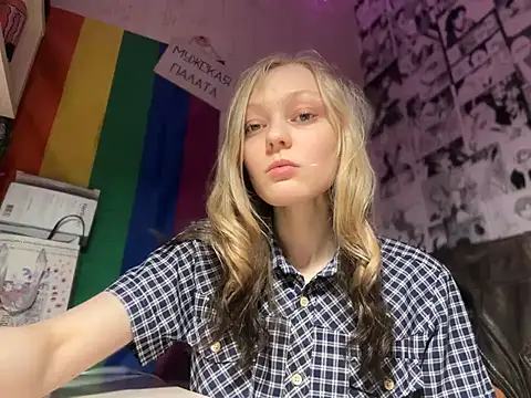 Midnight Mystery online show from 01/11/25, 01:01