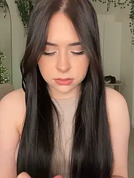  SweetCandyy online show from 02/11/26, 07:25