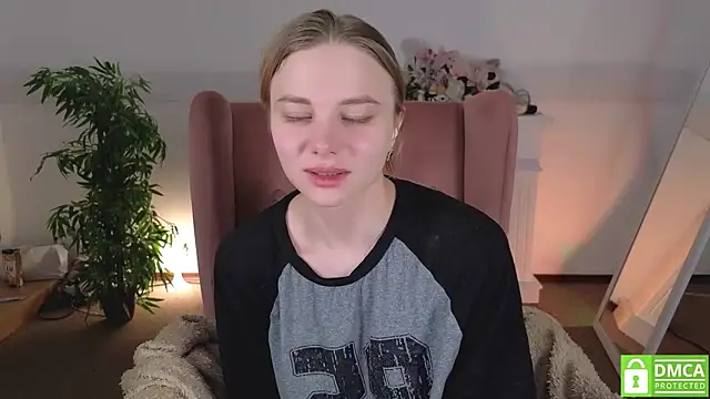 MirraBellanta online show from 05/19/26, 12:59