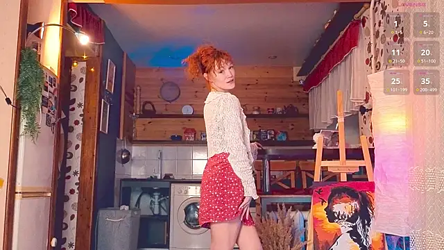 such juicee online show from 11/28/25, 07:47