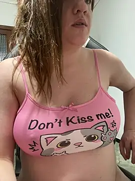 Snapshot of Ladysofiaxxx chatting on 02/17/26, 10:40 Ladysofiaxxx online show from 02/17/26, 10:40