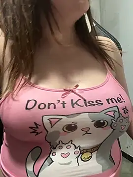 Snapshot of Ladysofiaxxx chatting on 02/18/26, 10:28 Ladysofiaxxx online show from 02/18/26, 10:28