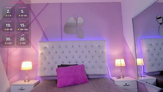 Snapshot of Nicol_Betancur chatting on 10/30/25, 03:27 Nicol Betancur online show from 10/30/25, 03:27