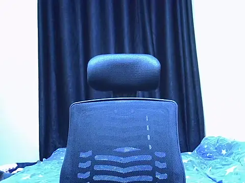 Horny-slut  online show from 11/12/25, 01:48