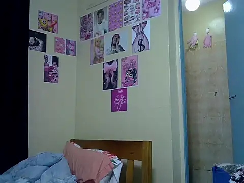 Horny-slut  online show from 12/15/25, 07:31