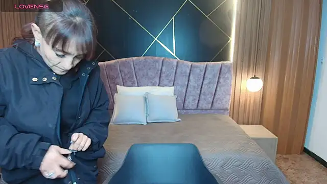 NatashaMason  online show from 05/02/26, 07:19
