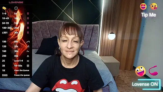 Snapshot of NatashaMason_ chatting on 06/10/26, 07:37 NatashaMason online show from 06/10/26, 07:37