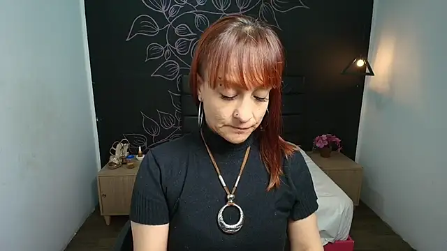 Snapshot of NatashaMason_ chatting on 10/15/25, 11:40 NatashaMason online show from 10/15/25, 11:40