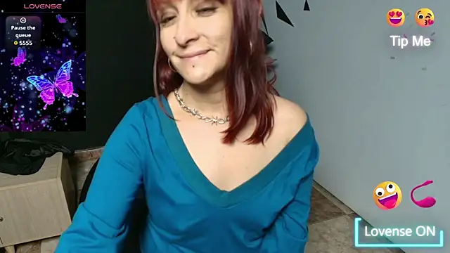 Snapshot of NatashaMason_ chatting on 11/05/25, 11:57 NatashaMason online show from 11/05/25, 11:57