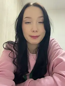 LeilaLow online show from 02/26/25, 02:16