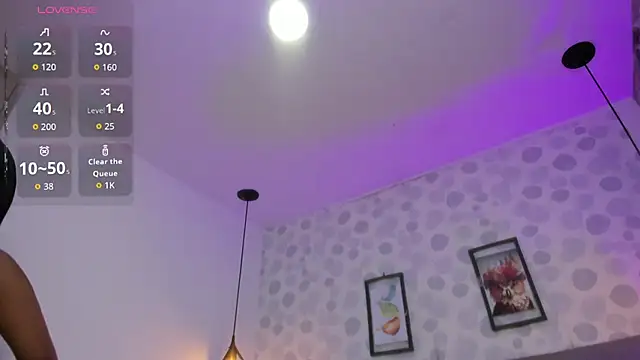 nicole  parker1 online show from 04/16/26, 06:19