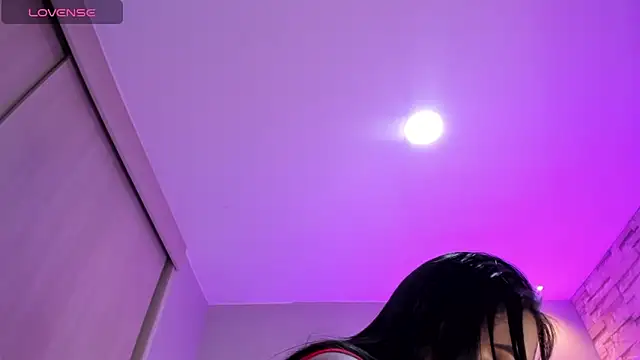 nicole  parker1 online show from 06/04/26, 01:38