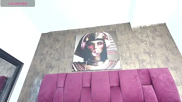 nicole  parker1 online show from 10/04/25, 07:26