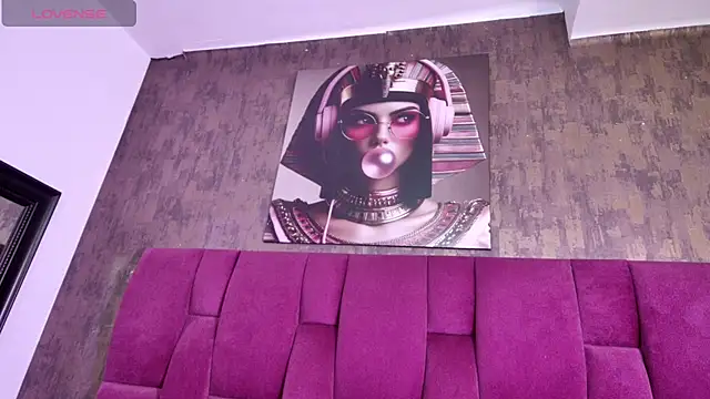 nicole  parker1 online show from 11/07/25, 06:01