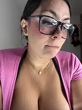 linatarens online show from 11/30/25, 10:38