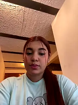 Snapshot of Anny_arango_ chatting on 10/04/25, 06:04 Anny arango online show from 10/04/25, 06:04