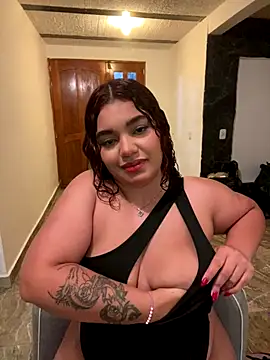 Snapshot of Anny_arango_ chatting on 10/11/25, 11:39 Anny arango online show from 10/11/25, 11:39