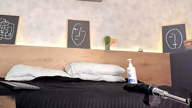 karina gomez 18 online show from 04/09/26, 11:49