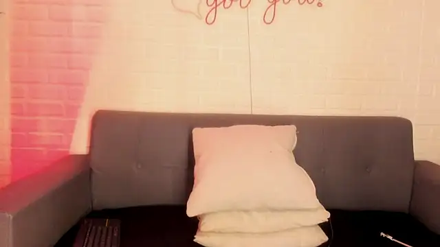 karina gomez 18 online show from 12/20/25, 11:24