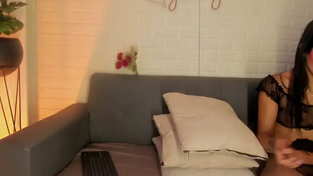 karina gomez 18 online show from 01/11/26, 11:28