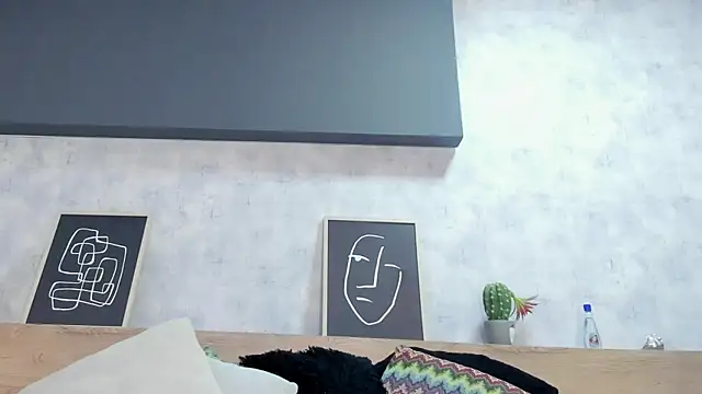 karina gomez 18 online show from 04/08/26, 11:22