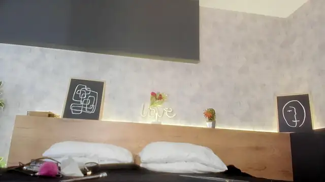 karina gomez 18 online show from 03/08/26, 11:35