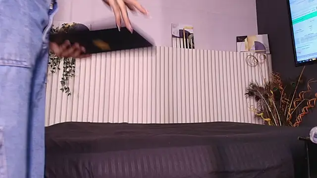 karina gomez 18 online show from 06/05/26, 11:27