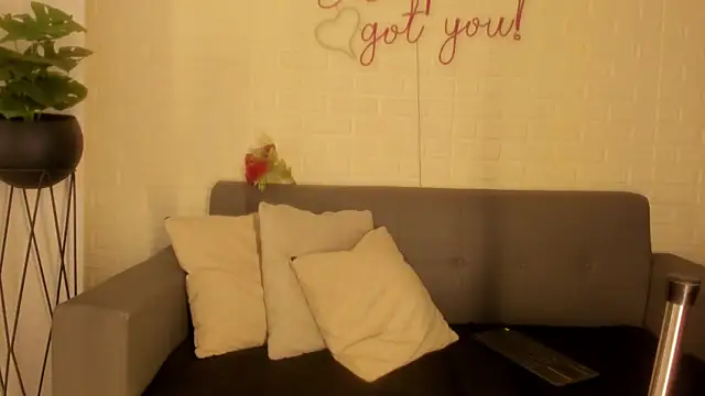 karina gomez 18 online show from 01/13/26, 11:47