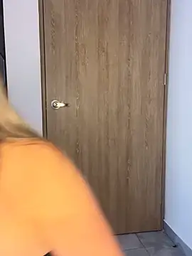 Issabela G1 online show from 03/20/25, 04:51