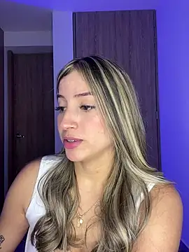 Issabela G1 online show from 03/05/25, 04:24