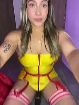 Issabela G1 online show from 02/07/25, 05:10