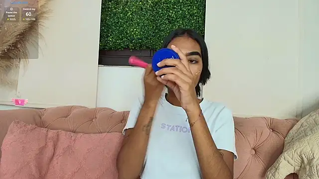 julieta aguilar1 online show from 10/25/25, 07:14