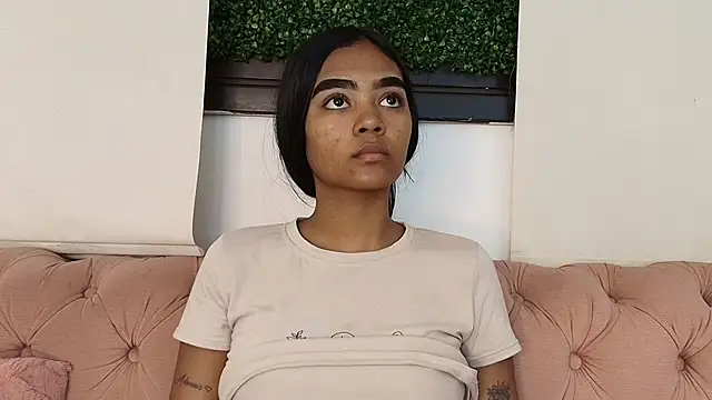 julieta aguilar1 online show from 11/19/25, 06:52