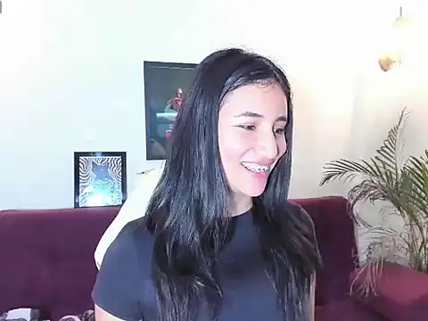 paulinamoons1 online show from 12/14/25, 05:24