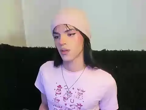 kerly monroe online show from 11/05/25, 01:47